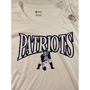 NWT New England Patriots Men's 2XL White‎ Shirt